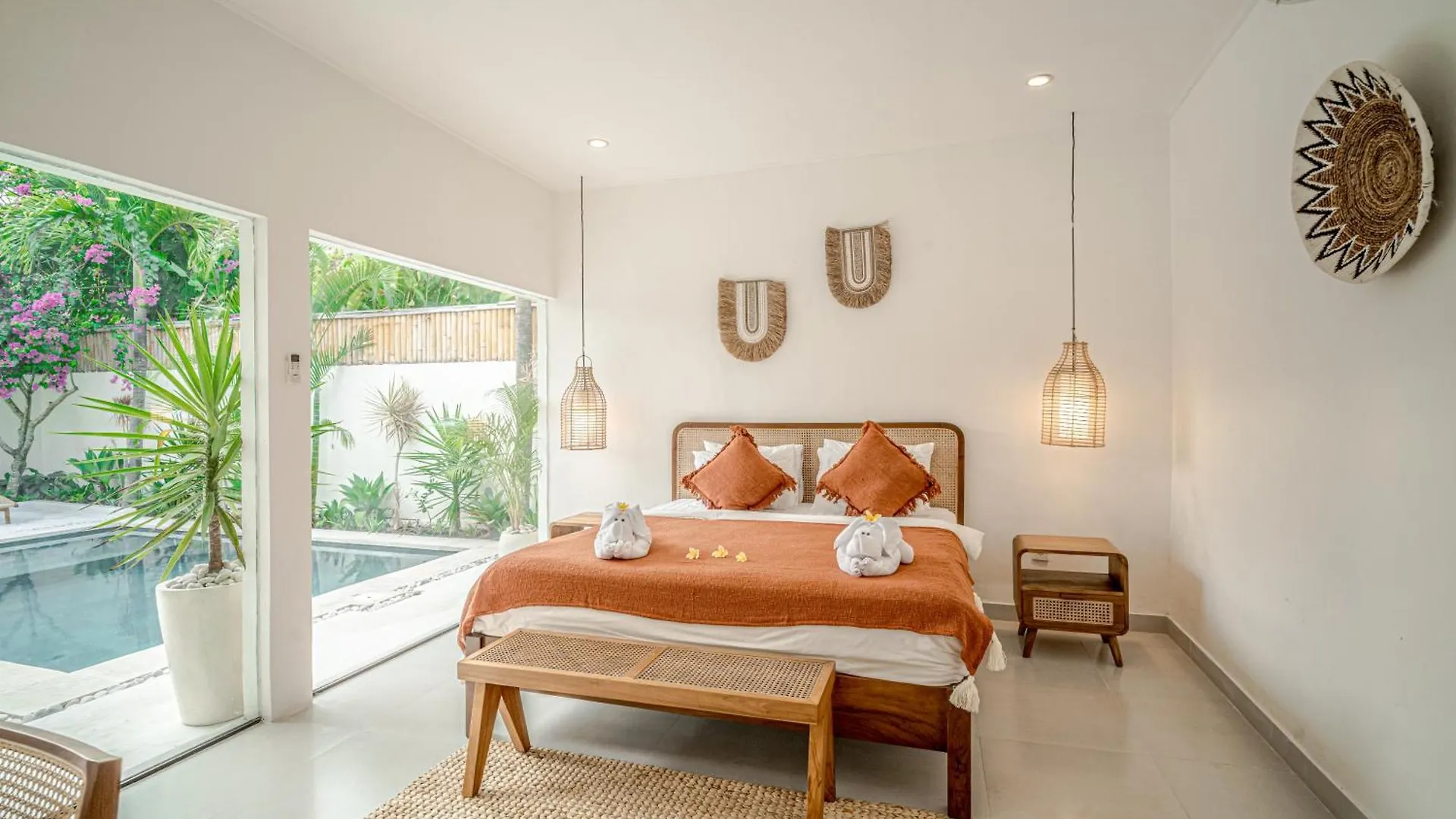 Villa Lemone 5 By Bali Villa Solutions Seminyak  Indonesia