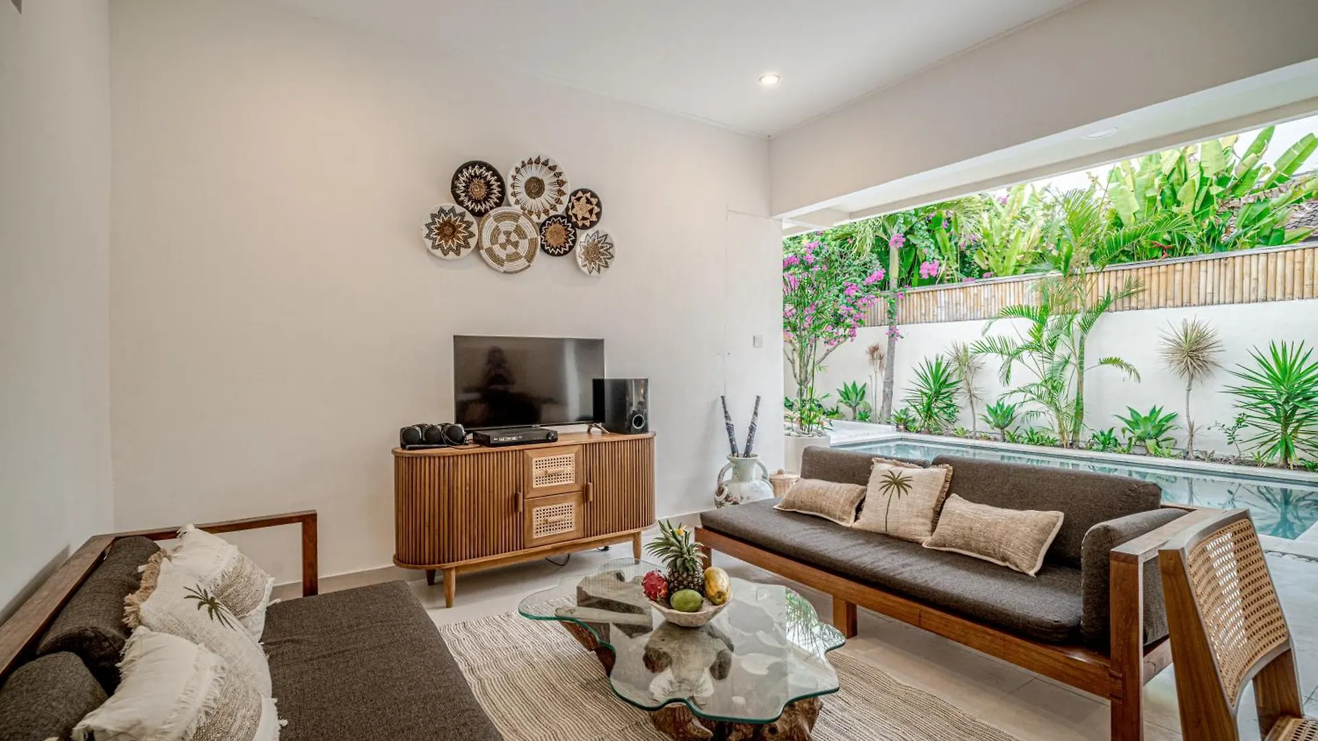 Villa Lemone 5 By Bali Villa Solutions Seminyak   Seminyak (Bali)
