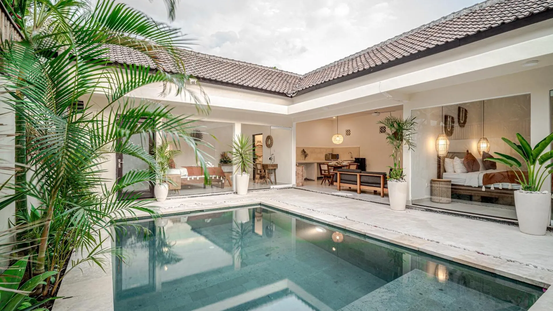 Villa Lemone 5 By Bali Villa Solutions Seminyak